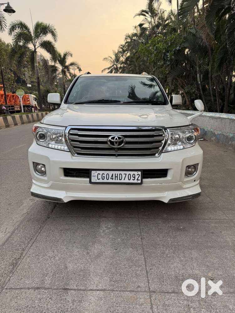 14 Used Toyota Land Cruiser in Ulhasnagar - Buy & Sell Second Hand