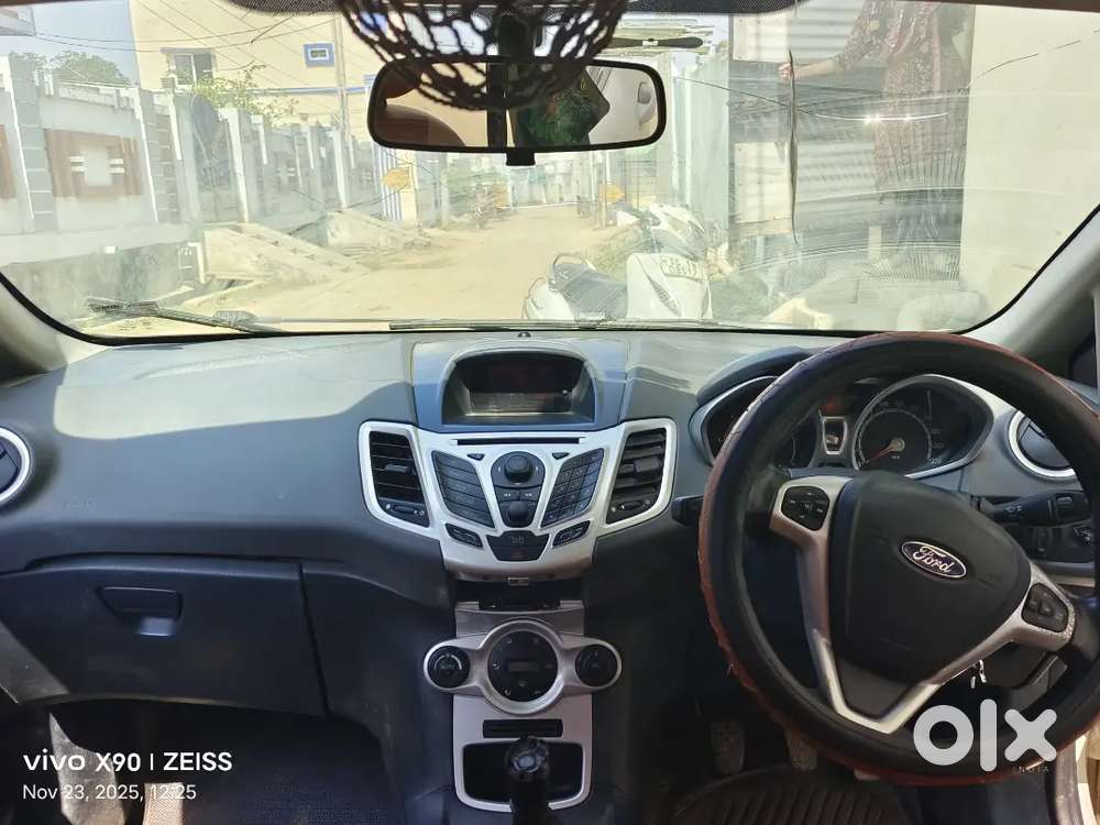 Ford Fiesta Titanium 2012