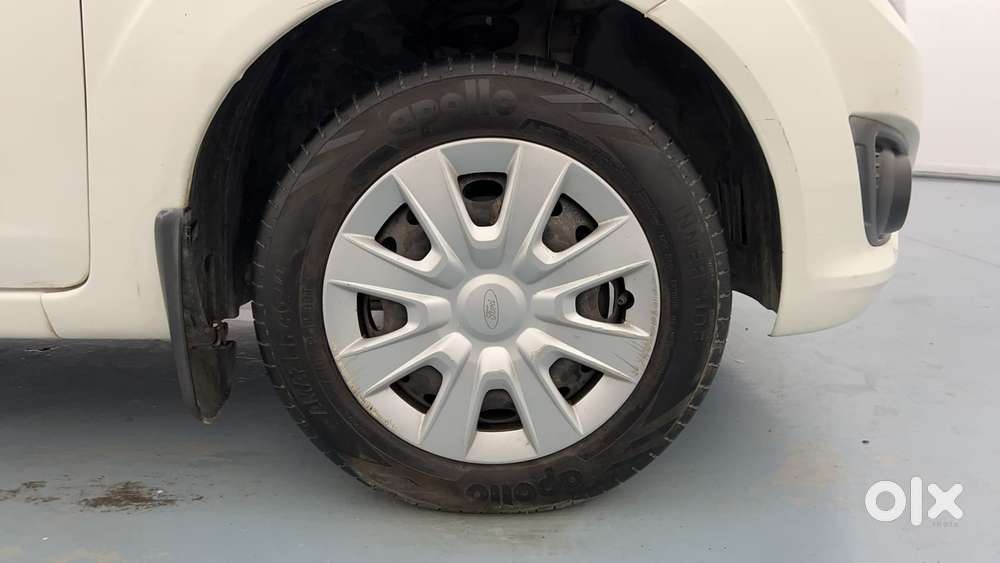 Ford Figo 2010-2012 Petrol Zxi, 2015, Petrol