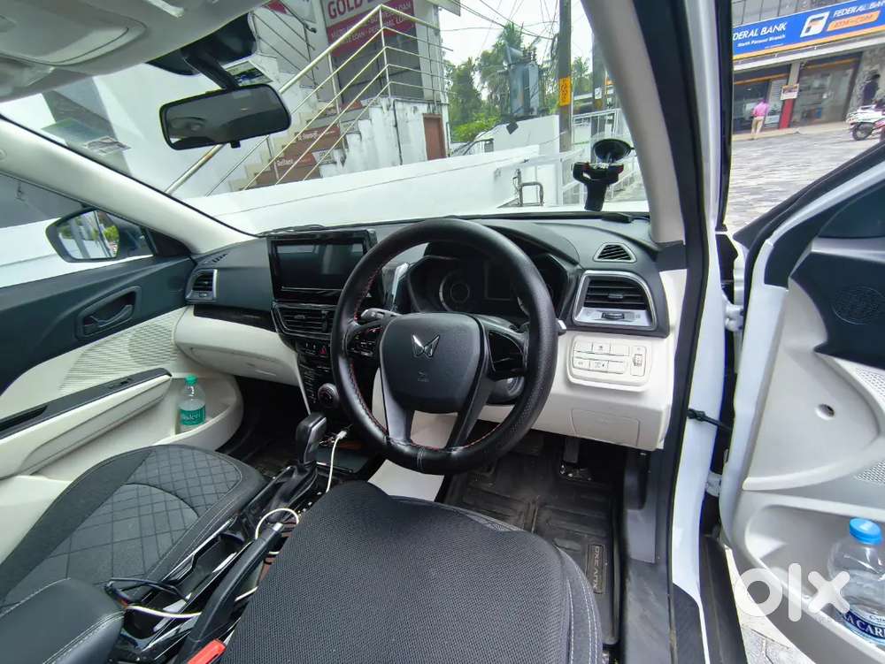 Mahindra Xuv 3xo 2025 At
