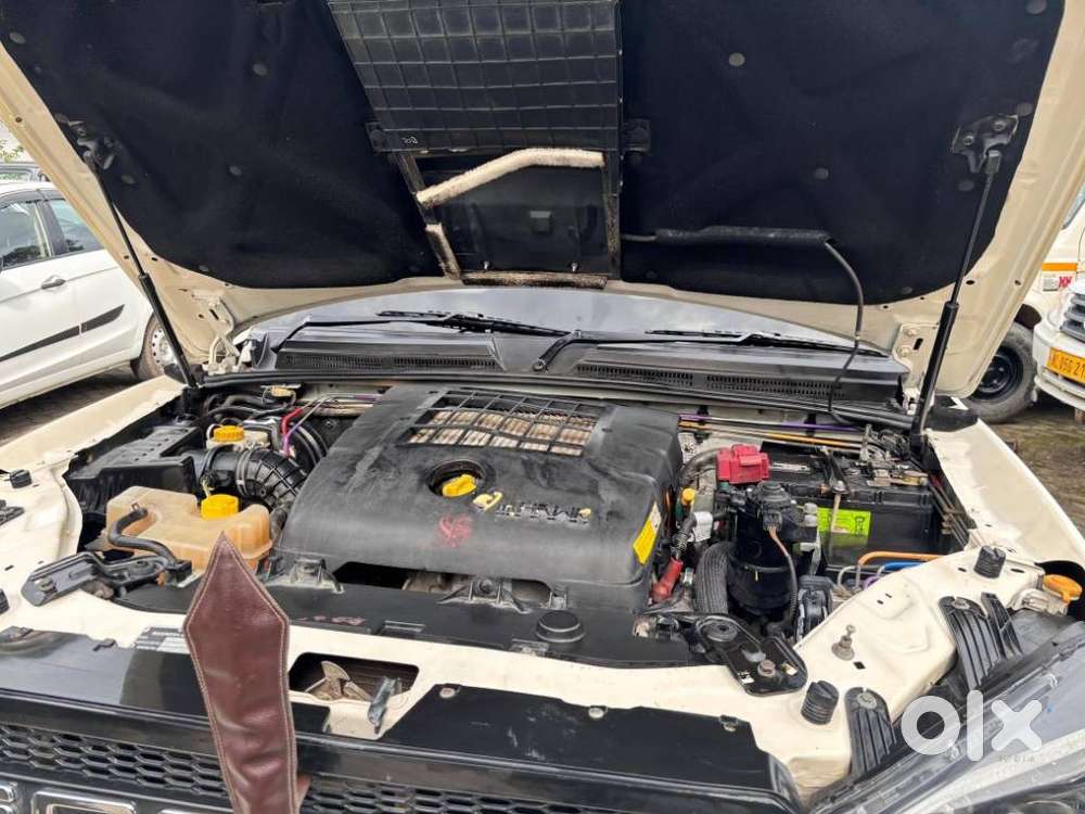 Mahindra Scorpio S10, 2017