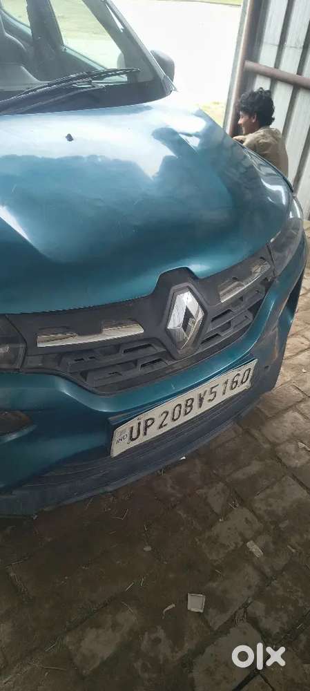 शानदार गाड़ी मस्त कंडीशन कल ही सर्विस कराई है