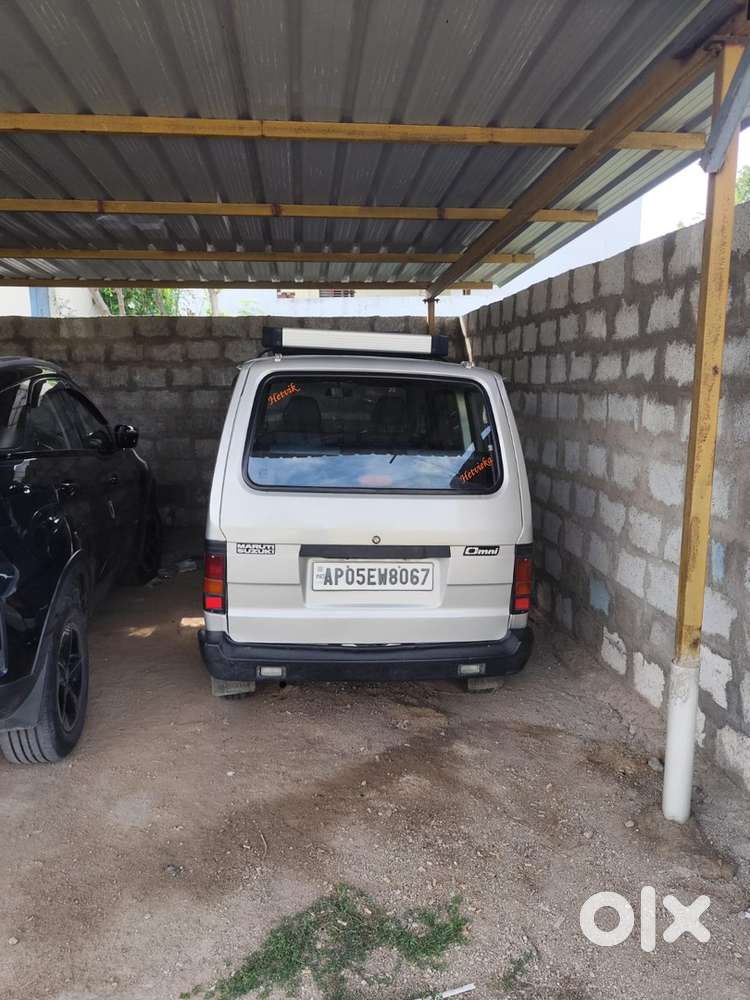 Maruti Suzuki Omni 2018 Petrol Well Maintained