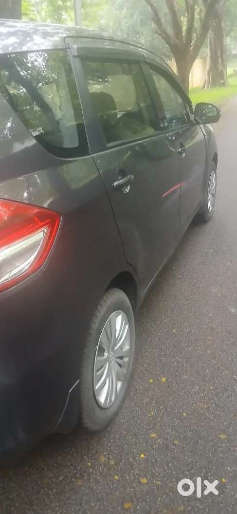 Maruti Ertiga 1.5 Vxi 2013