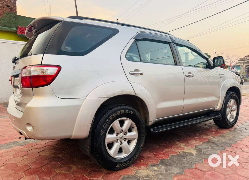 Toyota Fortuner 4x4 Mt 2.8 Diesel, 2015, Diesel