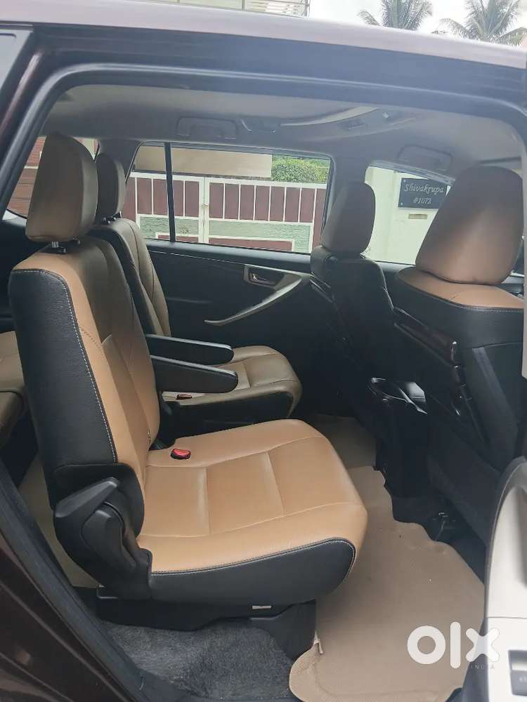 Toyota Innova Crysta 2022