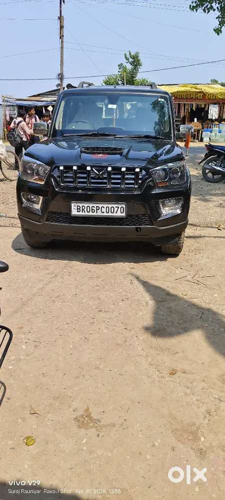 Mahindra Scorpio 2015 Diesel Well Maintained