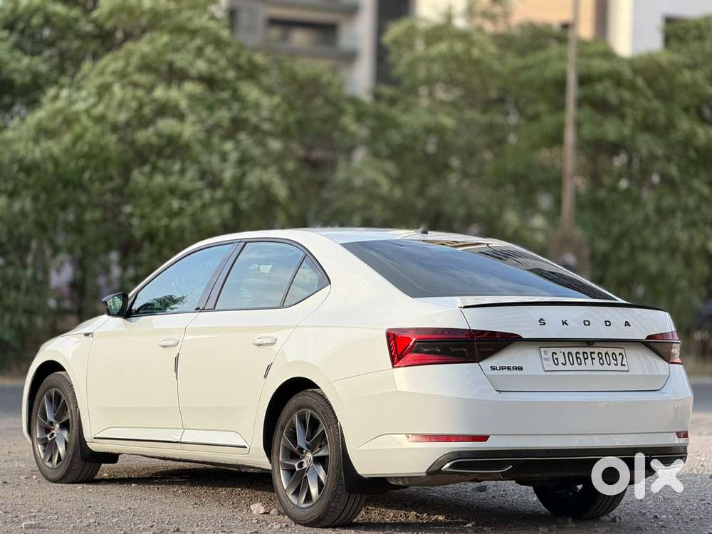 Skoda Superb 2.0 Sportline Tsi At, 2020, Petrol
