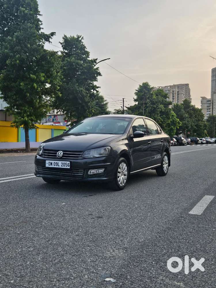 Volkswagen Vento 1.2 Tsi Highline Plus At, 2017, Petrol