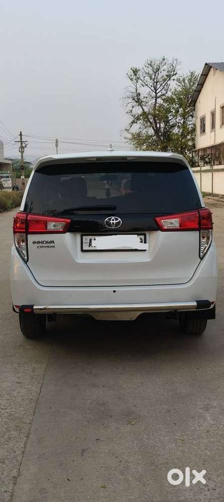 Toyota Innova Crysta 2.4 G Mt 7 Str, 2024, Diesel