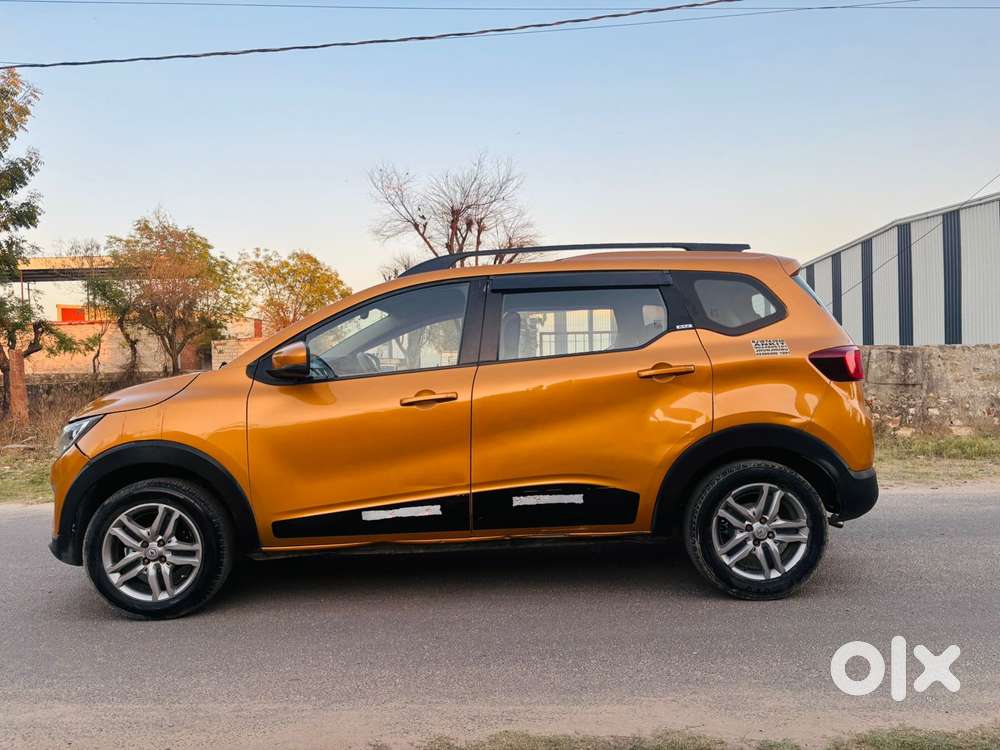 Renault Triber Rxz, 2021, Petrol