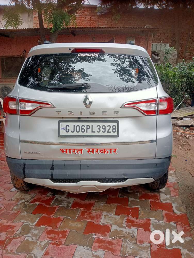 Renault Triber Rxz, 2022, Petrol