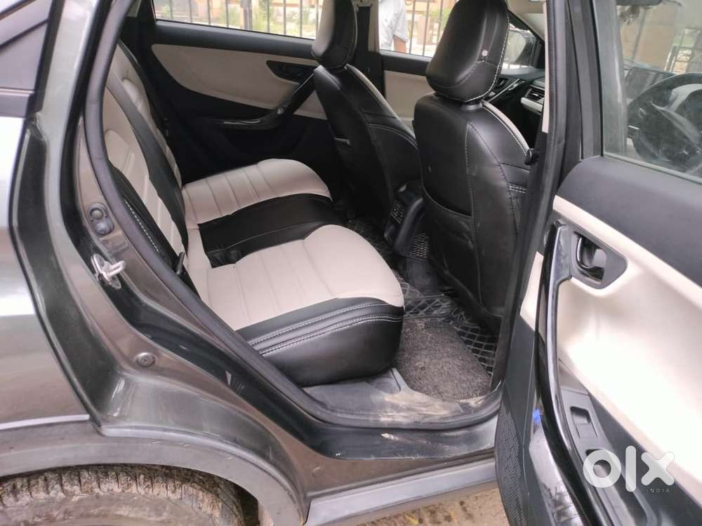 Tata Nexon Fearless Plus (ps) 1.2 Icng 6mt Red Dark Edition, 2025, C..