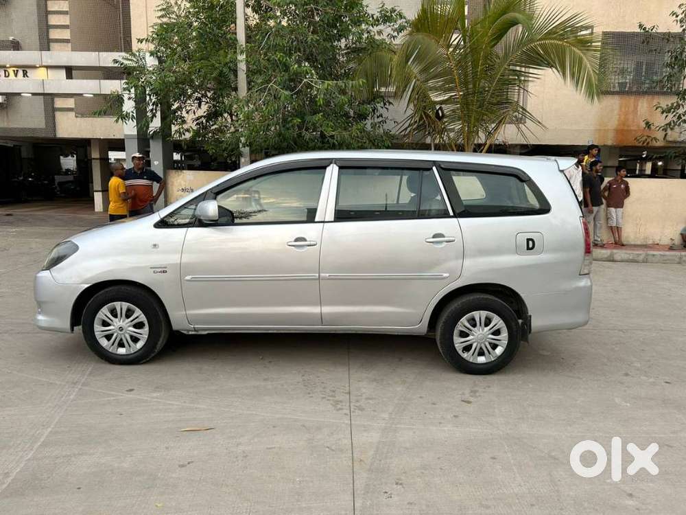 Toyota Innova 2.5 G (diesel) 7 Seater, 2011, Diesel