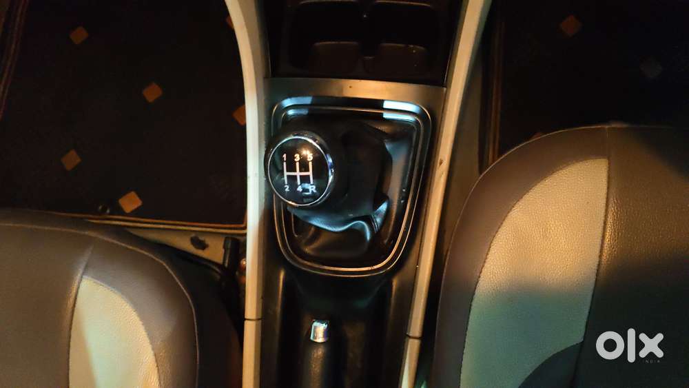Maruti Suzuki Ciaz 1.4 Sigma, 2017, Petrol