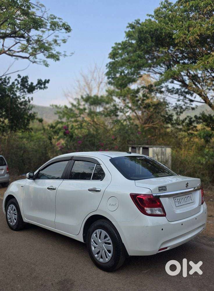 Maruti Suzuki Swift Dzire Vxi Optional, 2018, Petrol