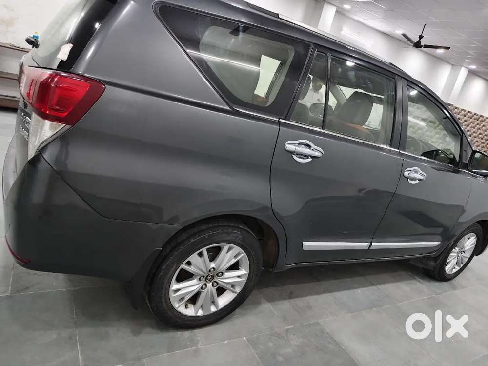 Innova Crysta Bs6 Zx Automatic