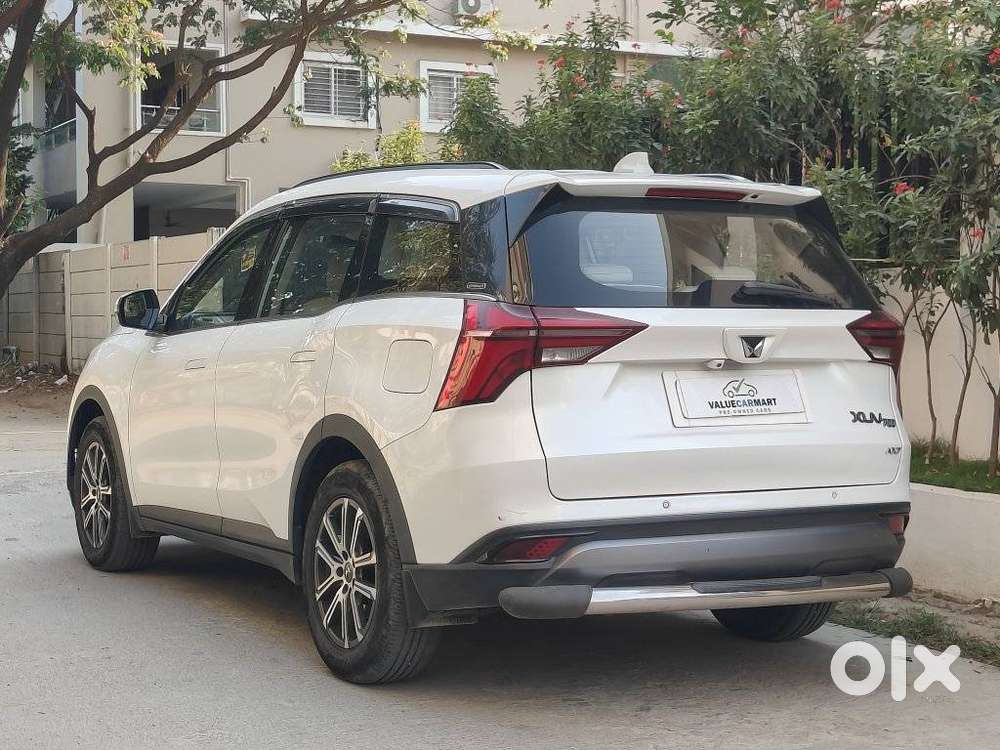 Mahindra Xuv700 2.2 Ax 7 Diesel At Str, 2022, Diesel