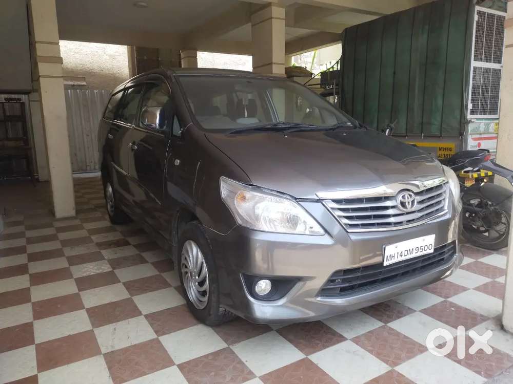 Toyota Innova 2012 Diesel Well Maintained