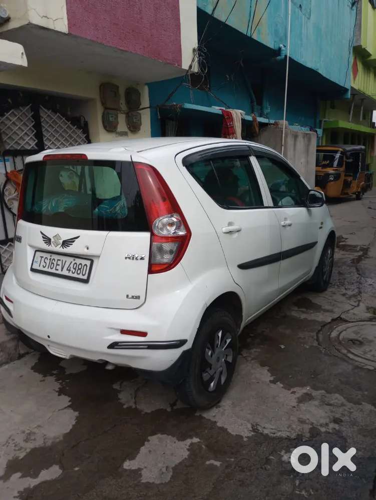 Maruti Suzuki Ritz 2016 Diesel Well Maintained, Family Car