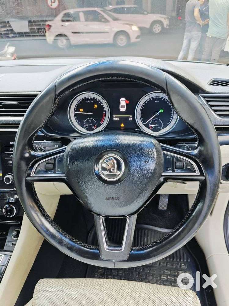 Skoda Superb L&k 2.0 Tdi At, 2018, Diesel