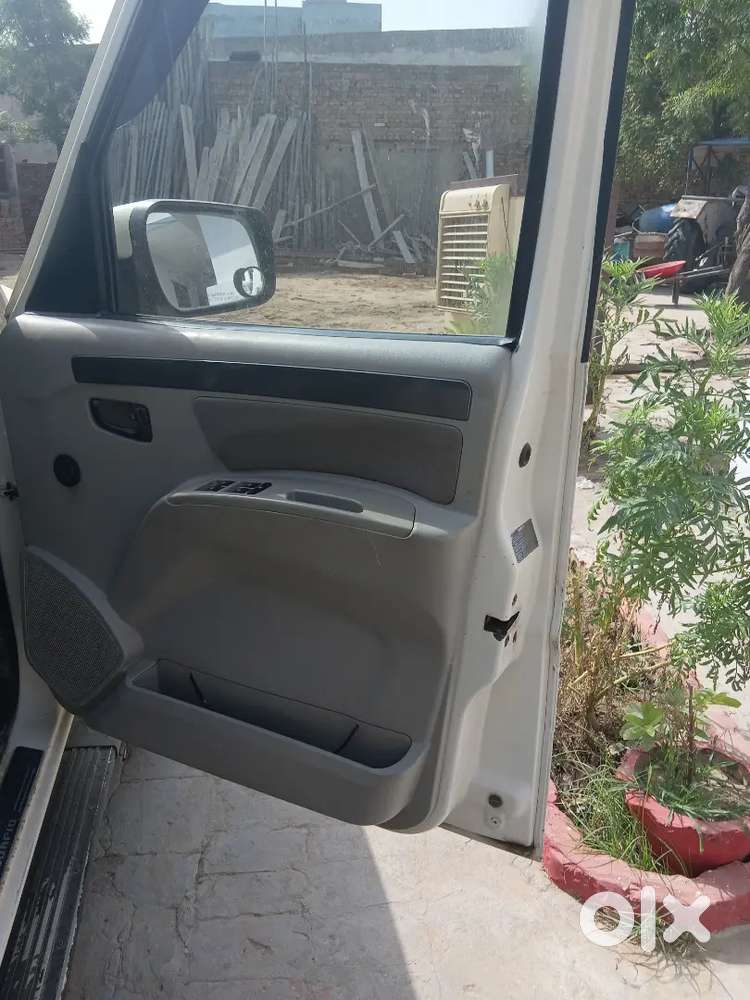 Mahindra Scorpio S8
