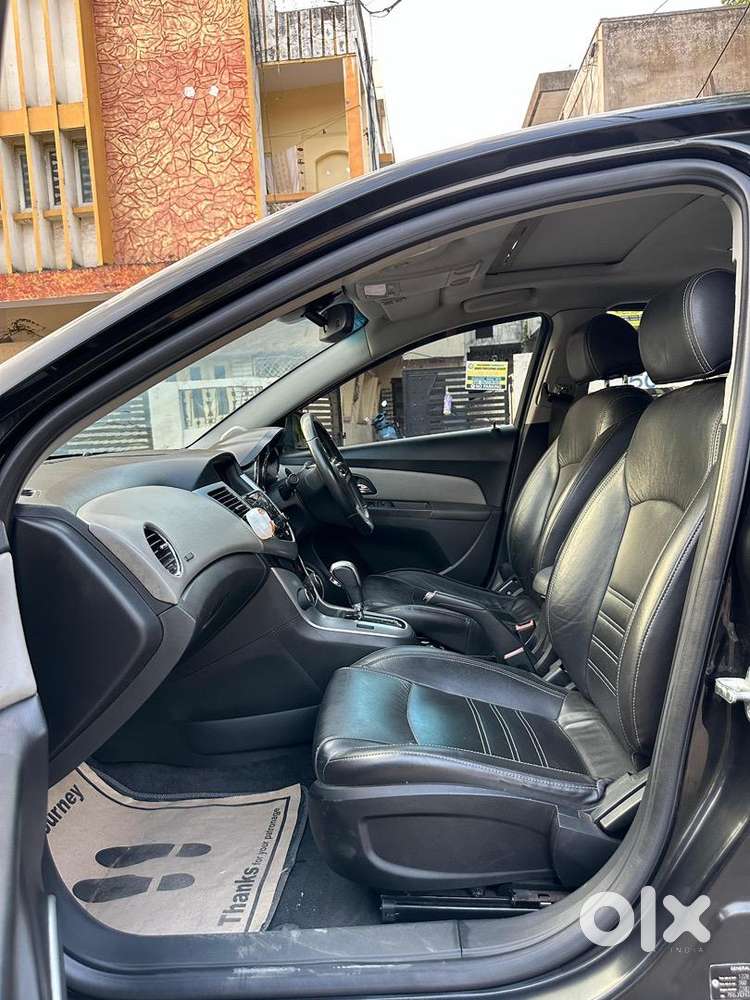 Diesel Rocket - Chevrolet Cruze / Automatic / Sunroof