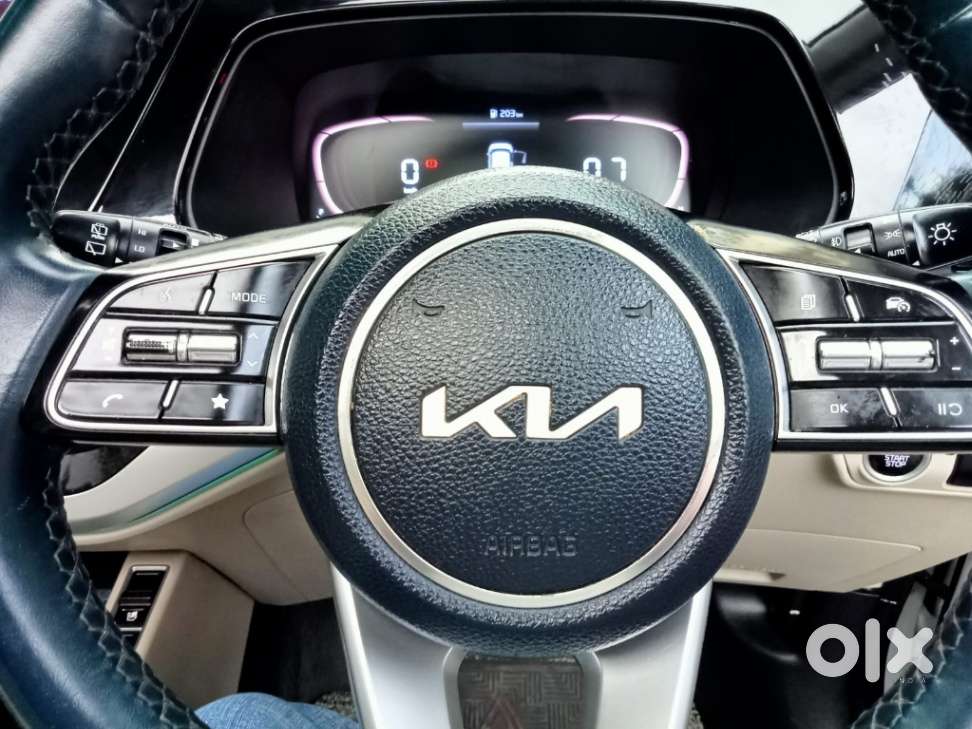 Kia Carens 1.5 Luxury Plus Diesel 6 Str, 2022, Diesel