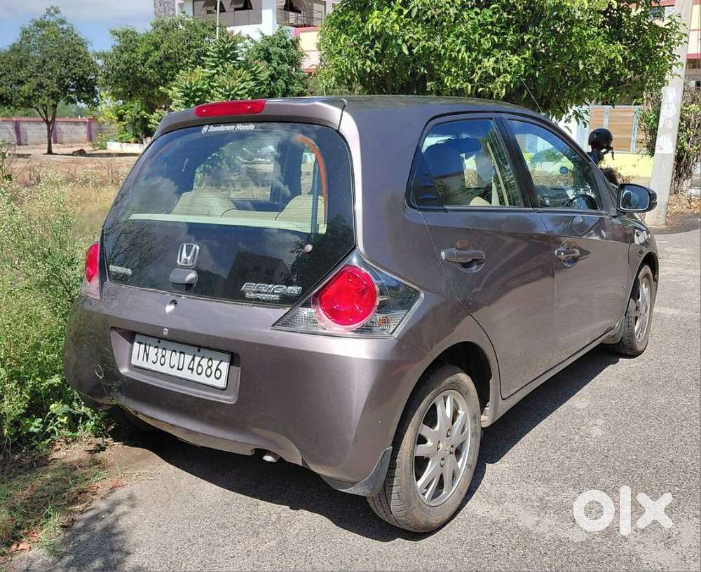 Honda Brio V Automatic, 2016, Petrol