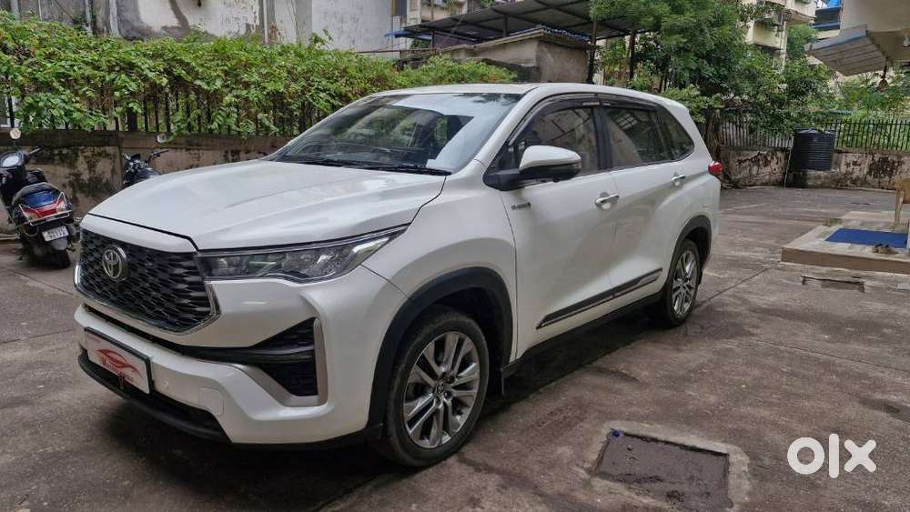 Toyota Innova Hycross 2.0 Zx Hybrid 7 Str, 2023, Petrol