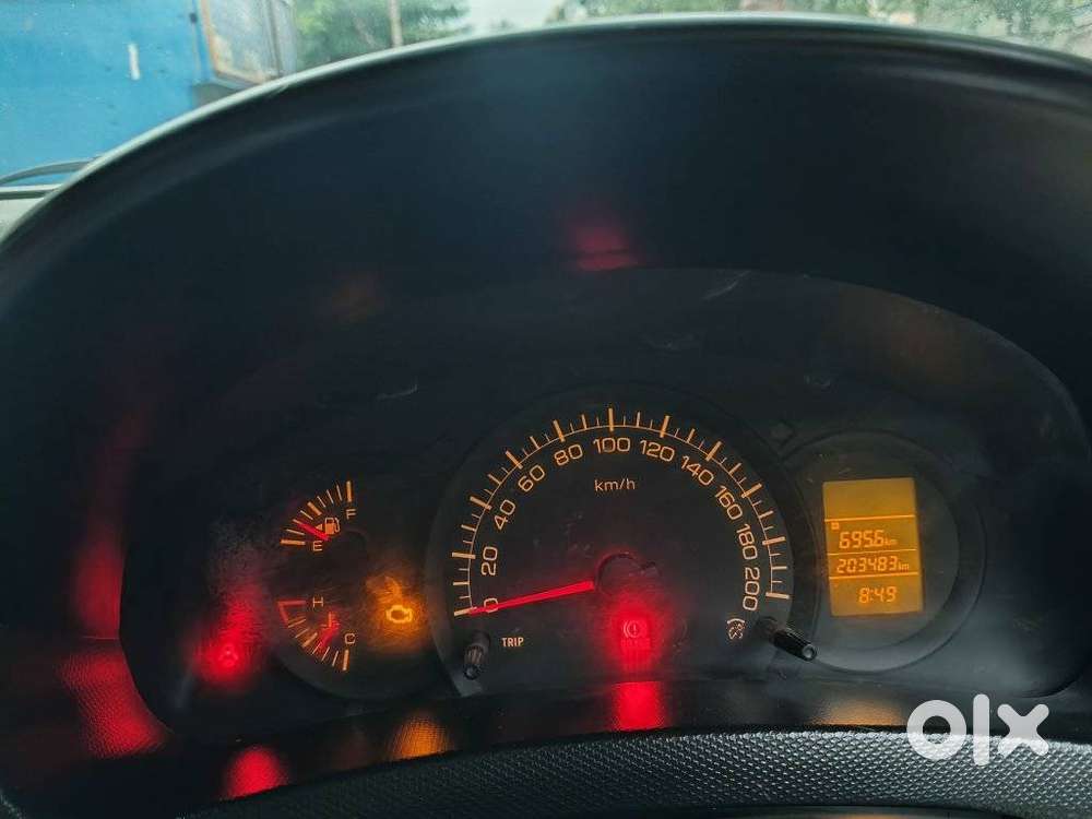 Maruti Suzuki Swift Dzire Ldi BSIV, 2017, Diesel