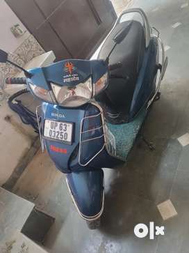 Olx second hand online scooty activa