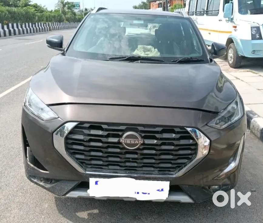 Nissan Magnite 1.0 Xv Premium, 2021, Cng & Hybrids