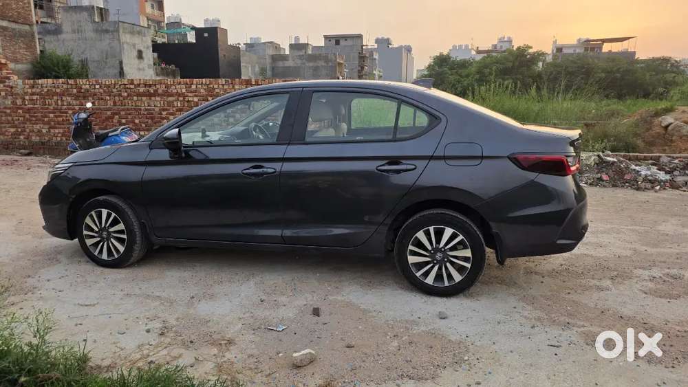 Honda City 1.5 Vx Petrol 2025