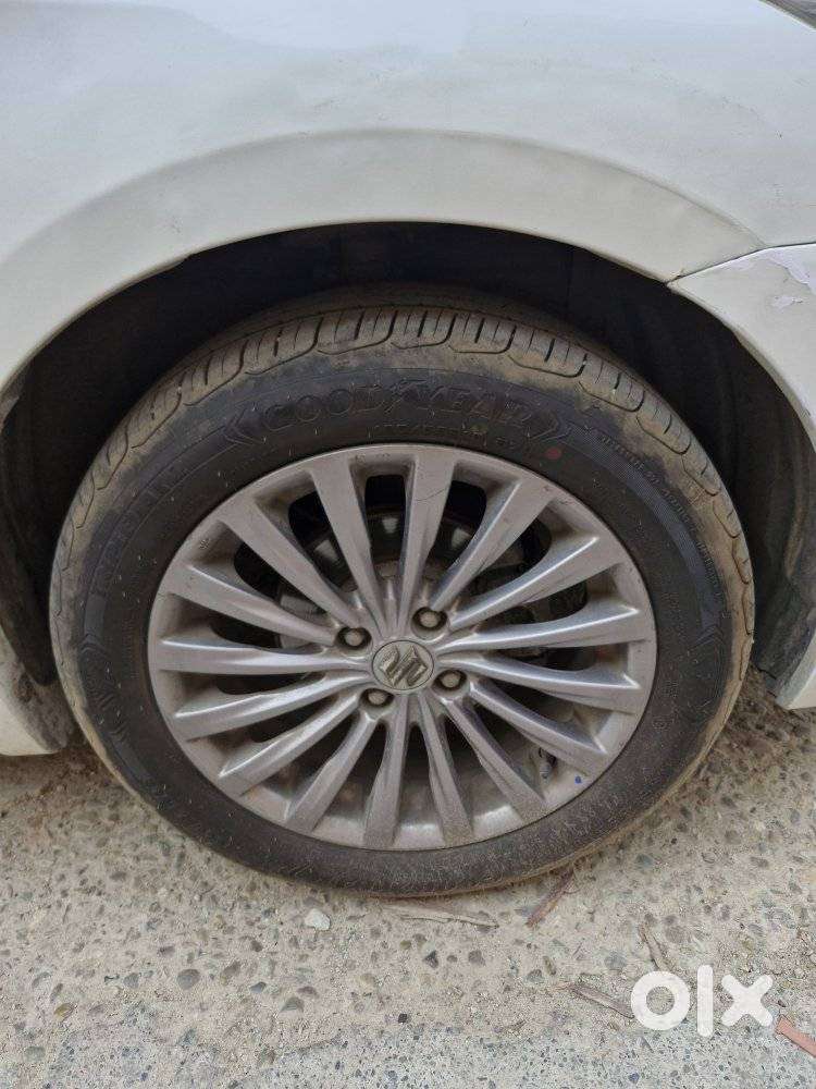 Maruti Suzuki Ciaz 1.5 Alpha Shvs Mt, 2018, Petrol