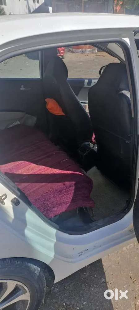 Hyundai Xcent 2014 Diesel Well Maintained