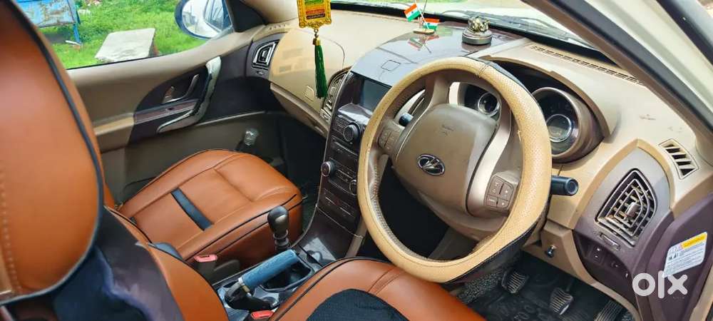 Mahindra Xuv500 2015 Diesel Second Owner