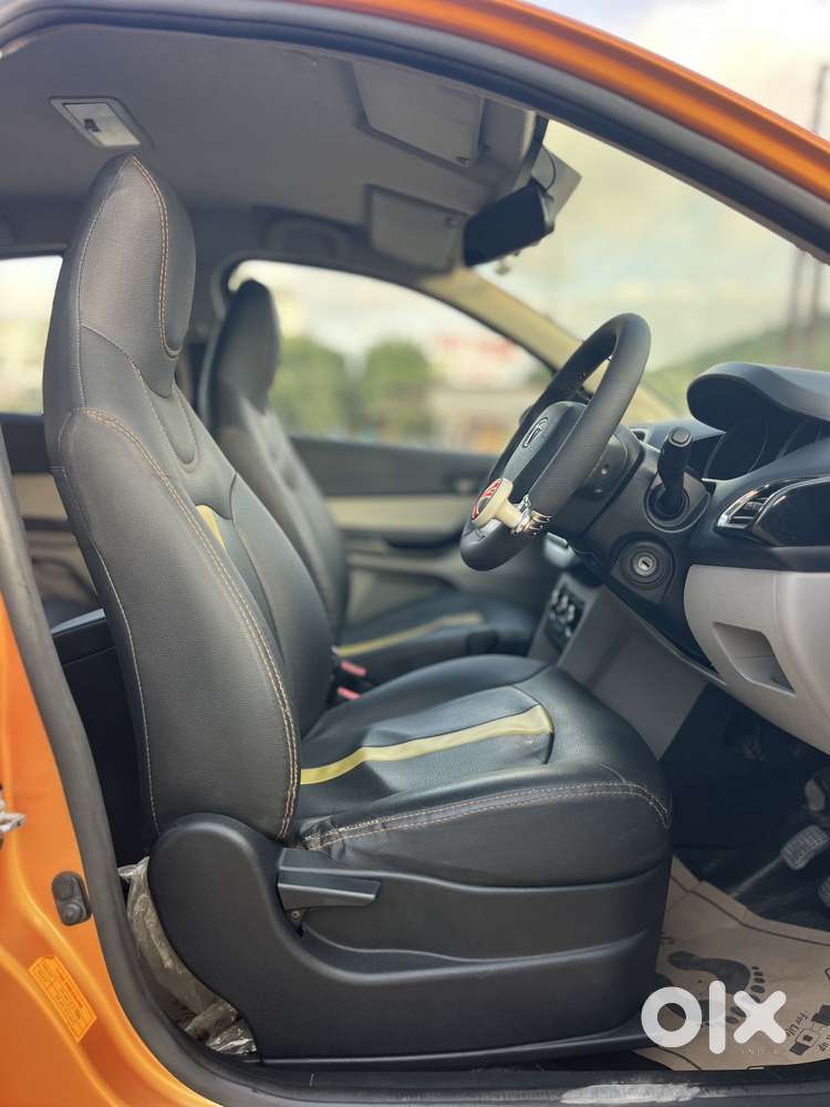 Tata Tiago 1.2 Revotron Xt (o), 2016, Petrol
