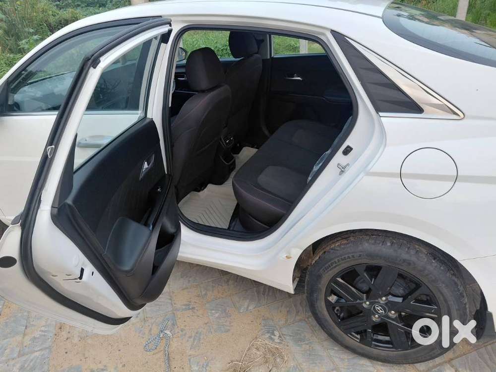 Hyundai Verna Sx (o) 1.5 Vtvt Ivt [2023 - 2026], 2026, Petrol