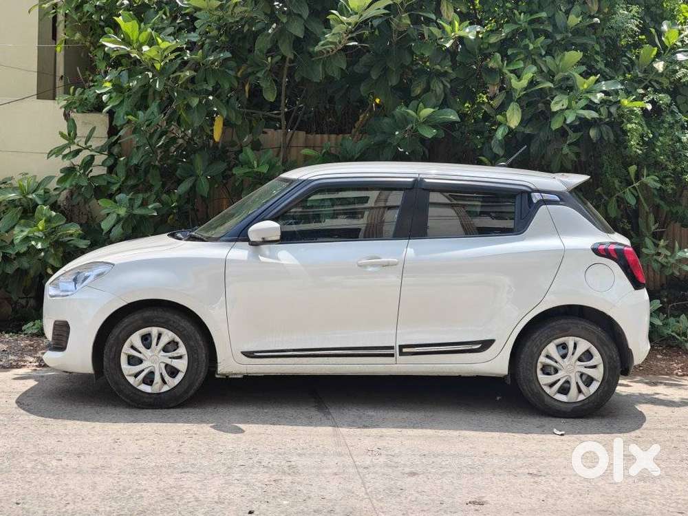Maruti Suzuki Swift Vxi Optional, 2020