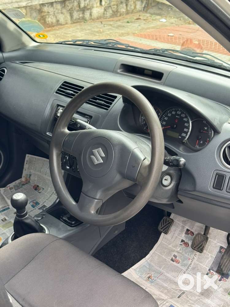 Maruti suzuki swift vxi abs model with fresh FC & insurance for sale!