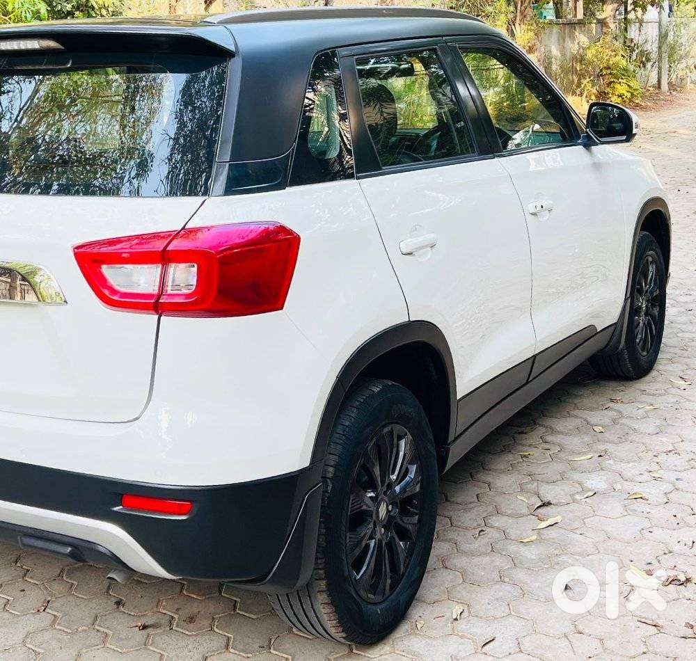 Maruti Suzuki Brezza Zxi Plus At, 2020, Petrol