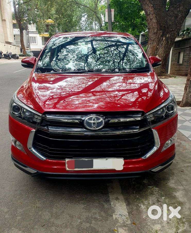 Toyota Innova Crysta Touring Sport 2.4 Mt, 2017, Petrol