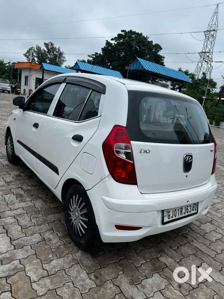 Hyundai I10 2015 Cng & Hybrids 125000km Driven