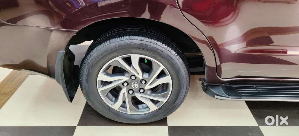 Toyota Innova Crysta 2.7 Gx At, 2021, Petrol
