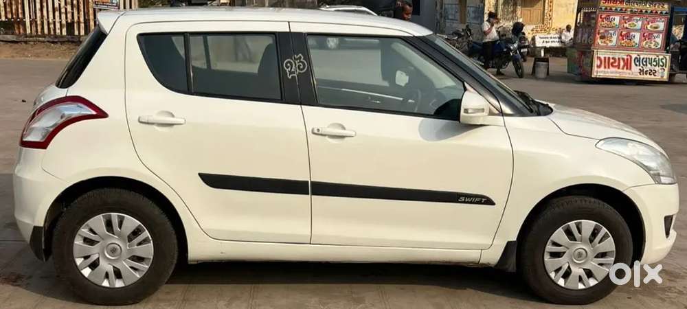 Maruti Suzuki Swift 2014 Petrol/cng One Owner