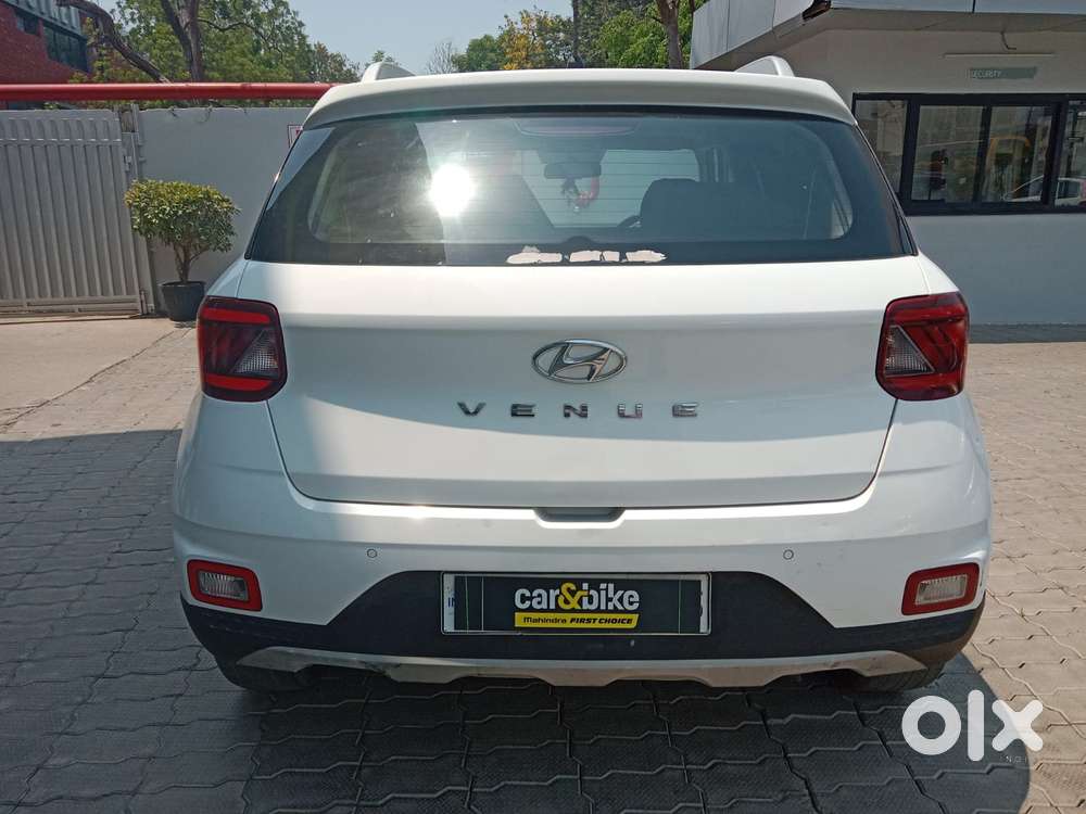 Hyundai Venue S 1.2 Petrol, 2021, Petrol
