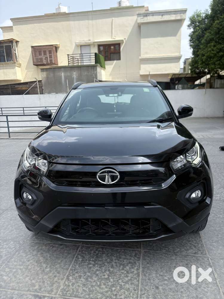 Tata Nexon 1.5 Revotorq Xza Plus (l) Dark Edition, 2022, Petrol