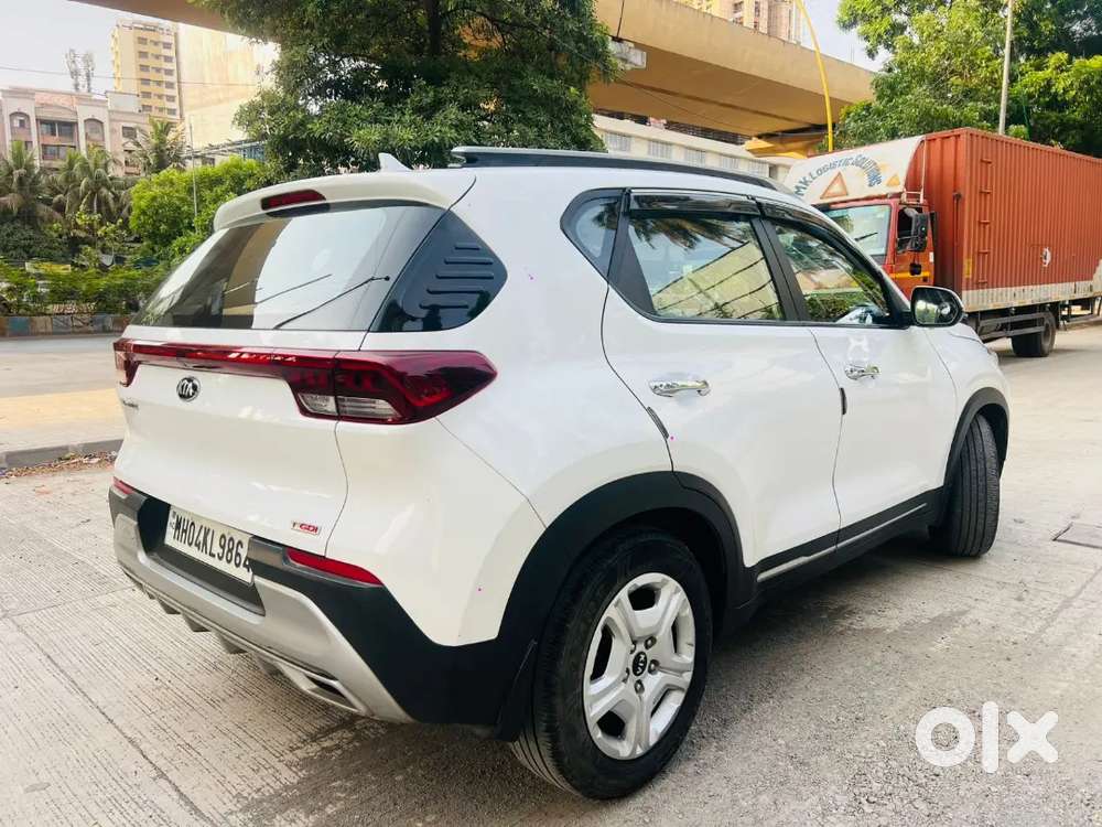 Kia Sonet Htx 2021 Dec Car 
Owner 1 
27000km Imt With Recently Service