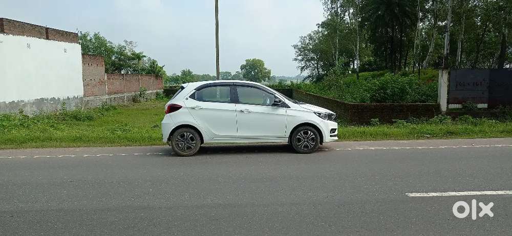 Tata Tiago 1.2  Revotron 2024